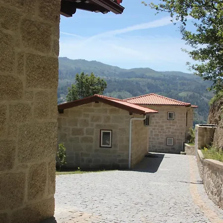 Landhuis Encostas Da Torre *